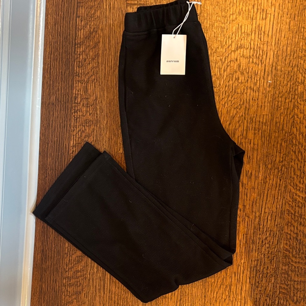 Black Aureum Ribbed Pants